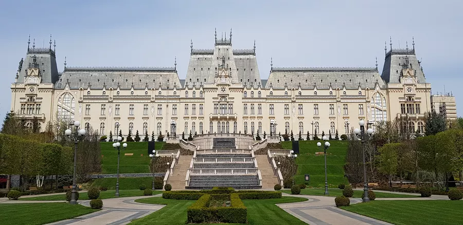 2020 04 17 Iași Palatul Culturii